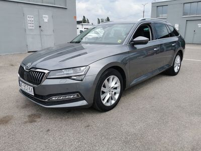 &Scaron;koda Superb