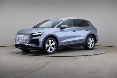 AUDI Q4