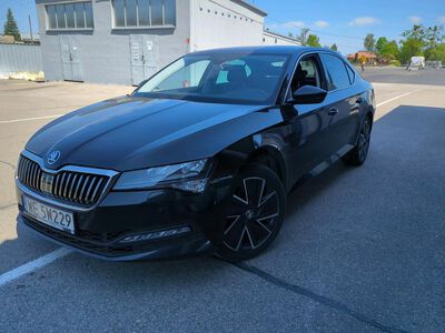 &Scaron;koda Superb