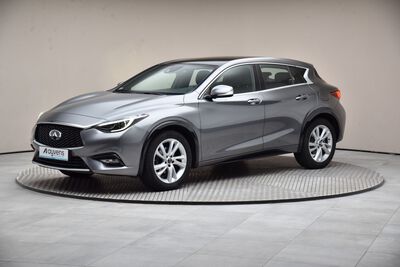 INFINITI Q30