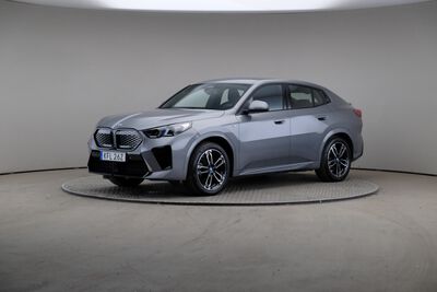 BMW IX2