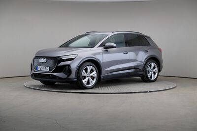 AUDI Q4