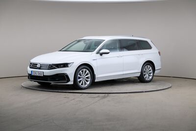 VOLKSWAGEN Passat VOLKSWAGEN Passat