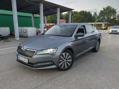 &Scaron;koda Superb