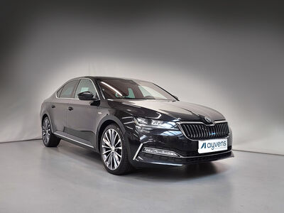&Scaron;koda Superb