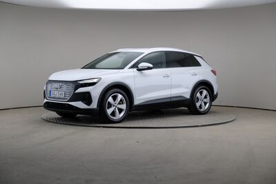 AUDI Q4