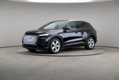 AUDI Q4