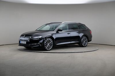 &Scaron;KODA SUPERB