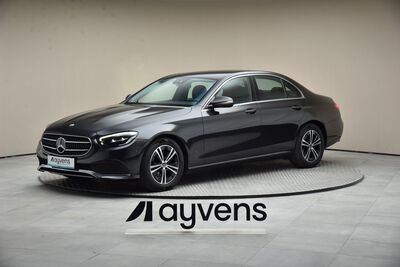 Mercedes-Benz E-Oszt&aacute;ly Limuzin